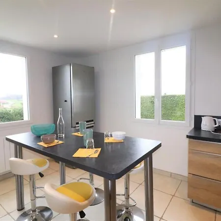 Renove Proche Aurillac, Jardin & Garage - Fr-1-742-148 Ferienhaus Arpajon-sur-Cere