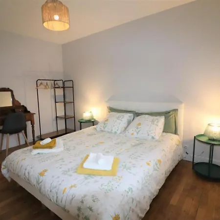 Renove Proche Aurillac, Jardin & Garage - Fr-1-742-148 *