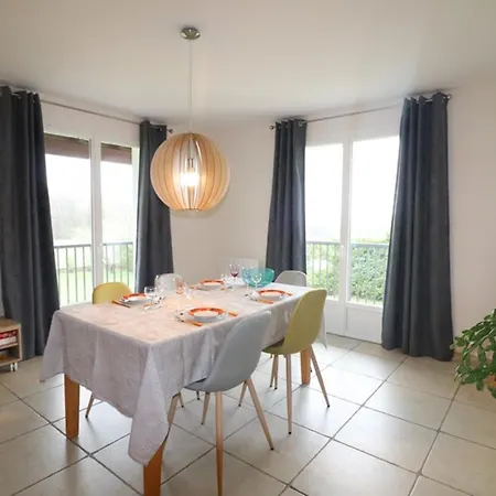 Renove Proche Aurillac, Jardin & Garage - Fr-1-742-148 Ferienhaus Arpajon-sur-Cere